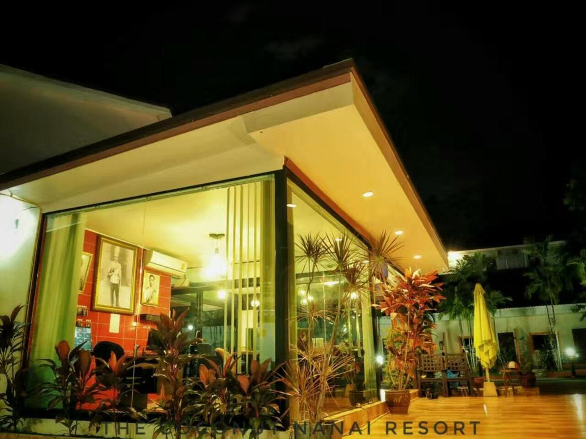 Coconut Resort Hotel Patong Exterior photo